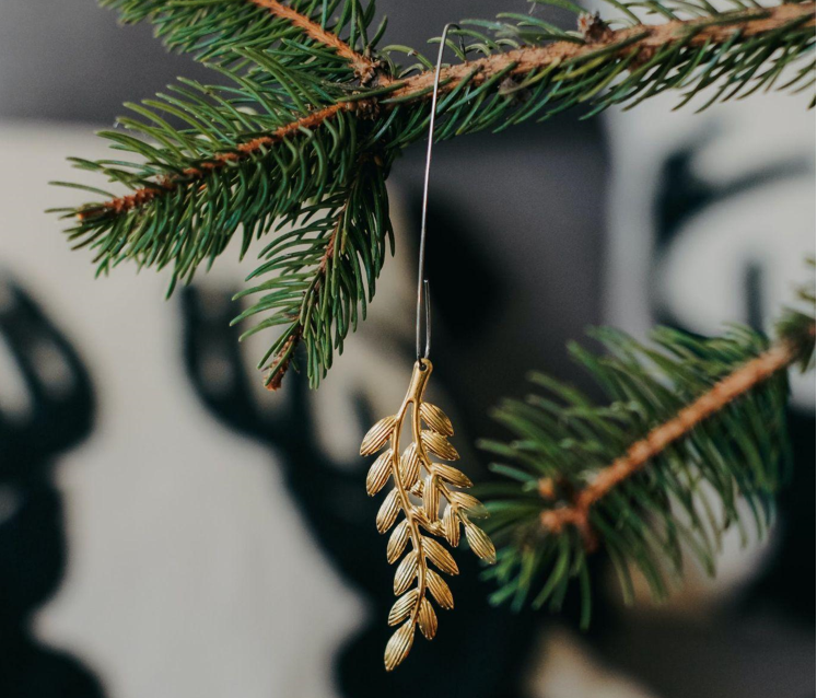 Pre-Lit Christmas Trees and Faux Fur Tree Skirts: Bringing Holiday Cheer while Staying Safe